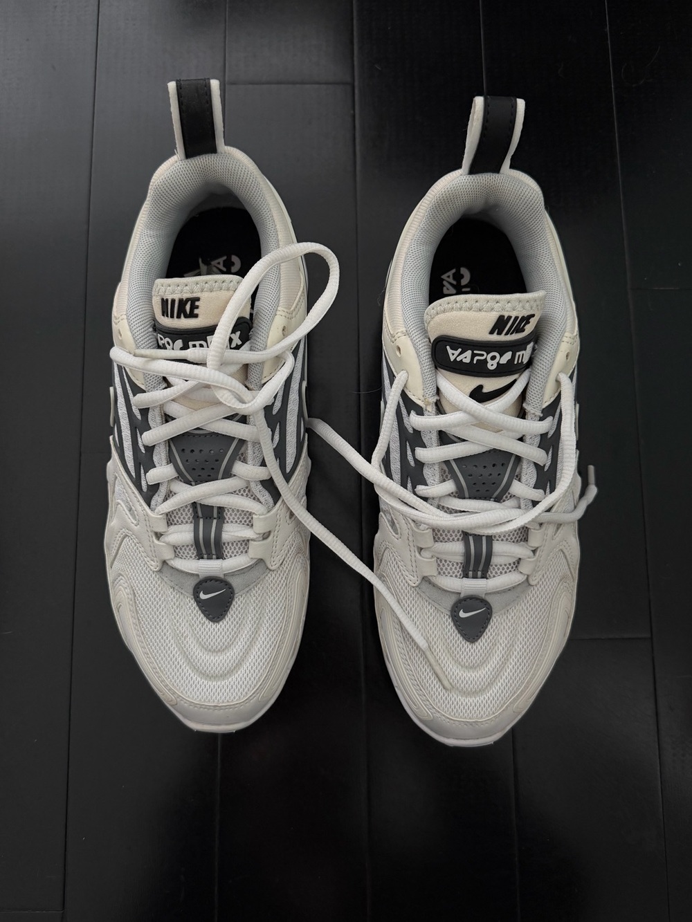 NIKE AIR VAPORMAX EVO WHITE-BLACK-WOLF GREY